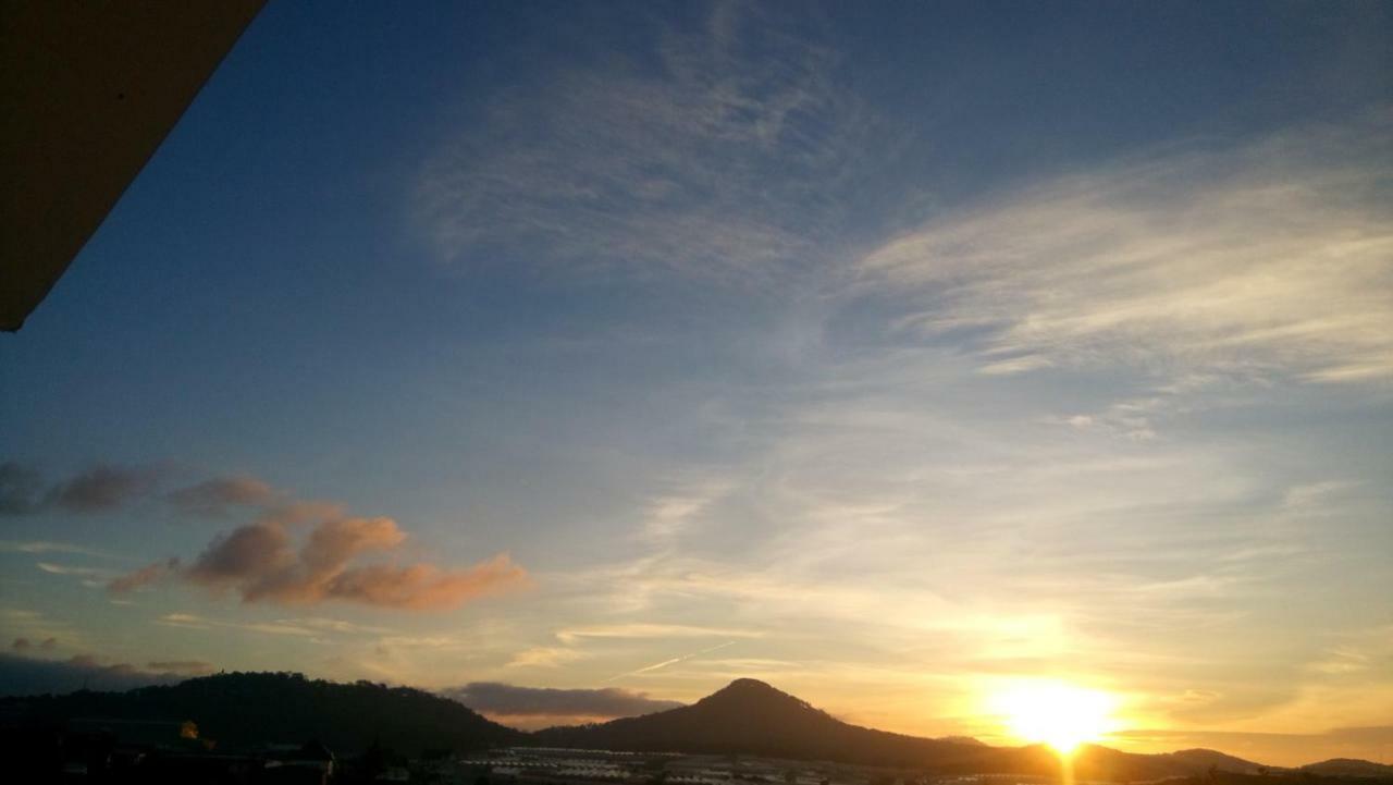 Готель Dalat Horizon Екстер'єр фото