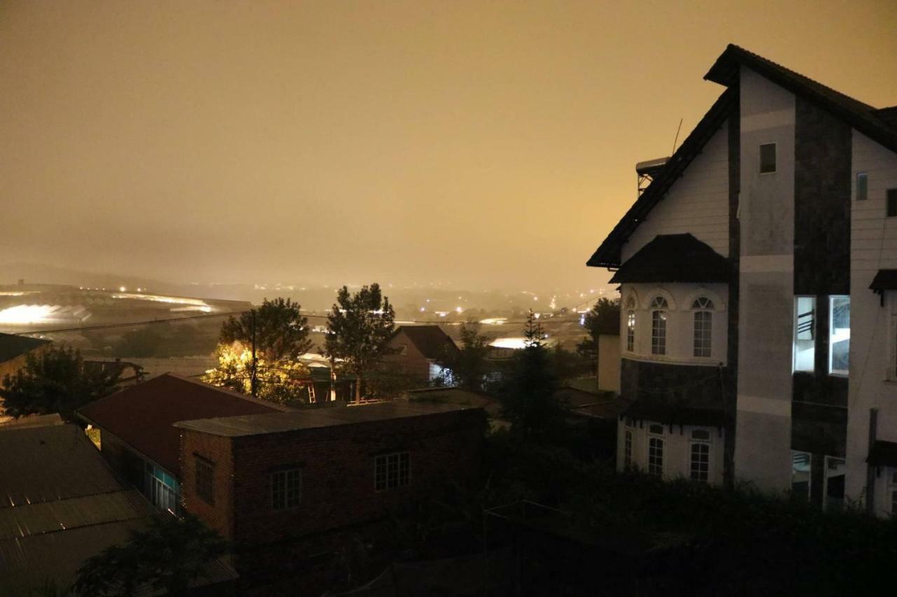 Готель Dalat Horizon Екстер'єр фото